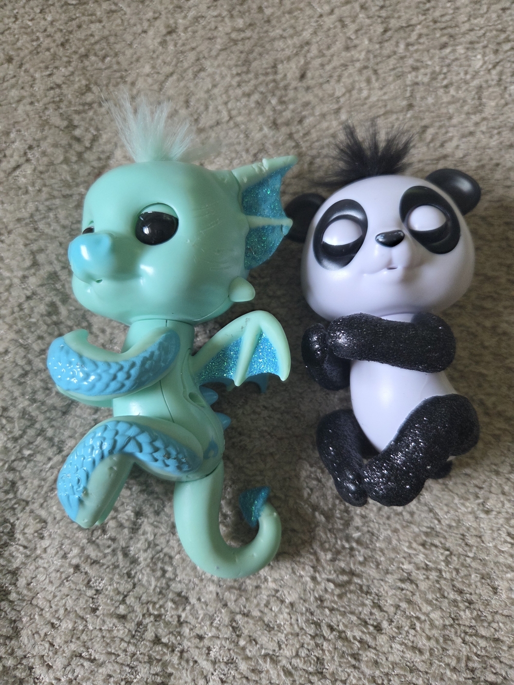 Lot Of 2 Finglerlings Dragon And Panda Both Working